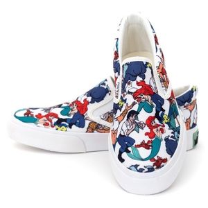 🧨LAST🧨 *defect* Little Mermaid Disney Princess Ground Up Flats Slip On Woman’s 9